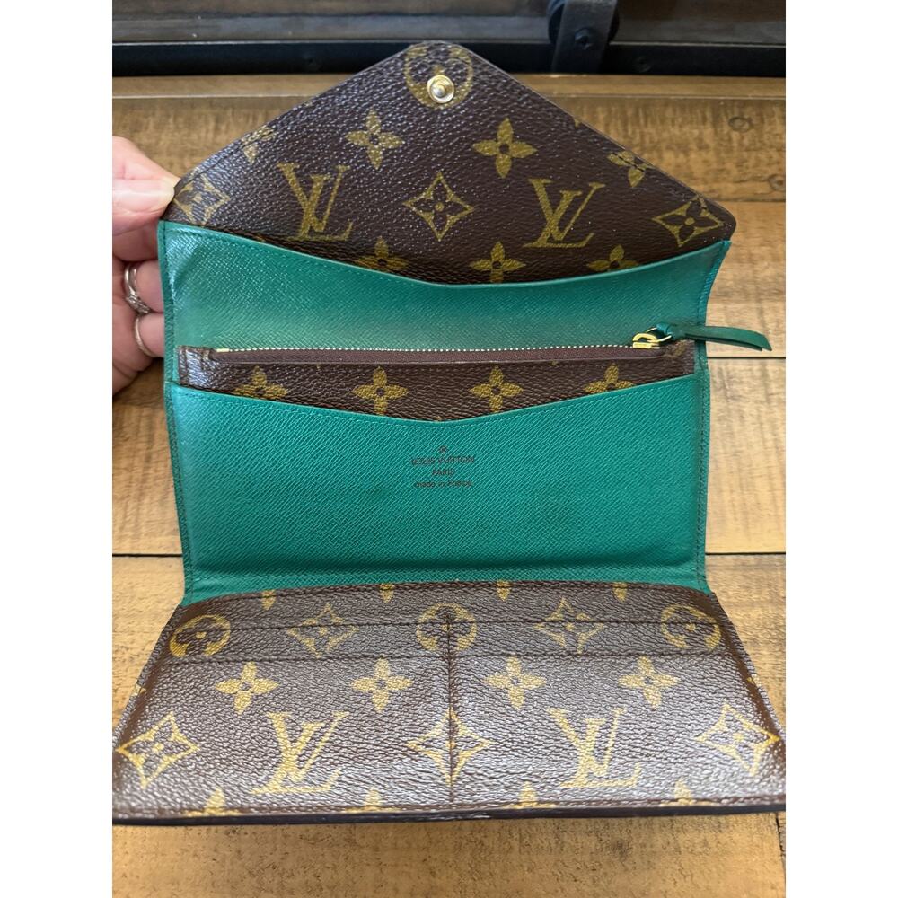 Louis Vuitton Josephine Wallet Brown Monogram Canvas Green France W/Box & COA - Picture 4 of 11